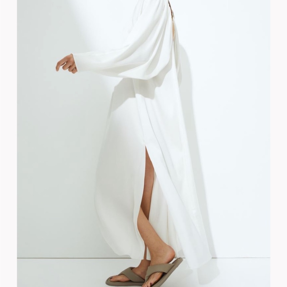 H&M White Long Sleeve Dress